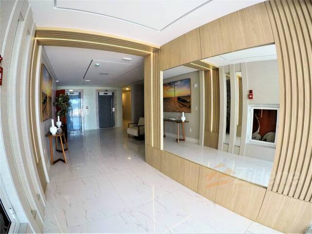 #722 - Apartamento para Venda em Guarapari - ES