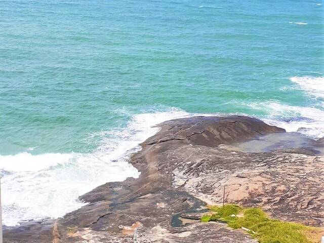 #765 - Apartamento para Venda em Guarapari - ES