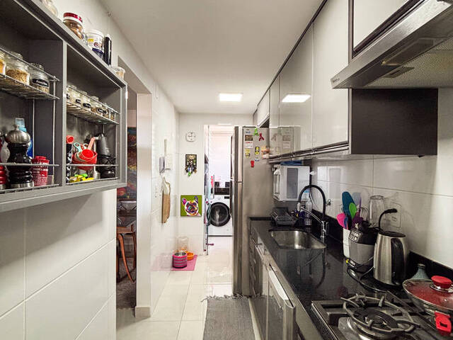 #1070 - Apartamento para Venda em Guarapari - ES