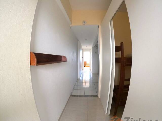 #1095 - Apartamento para Venda em Guarapari - ES