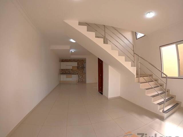 #1099 - casa duplex para Venda em Guarapari - ES