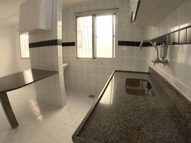 #1115 - Apartamento para Venda em Guarapari - ES