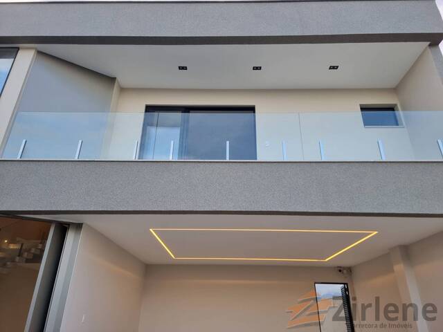 #1121 - Casa para Venda em Guarapari - ES